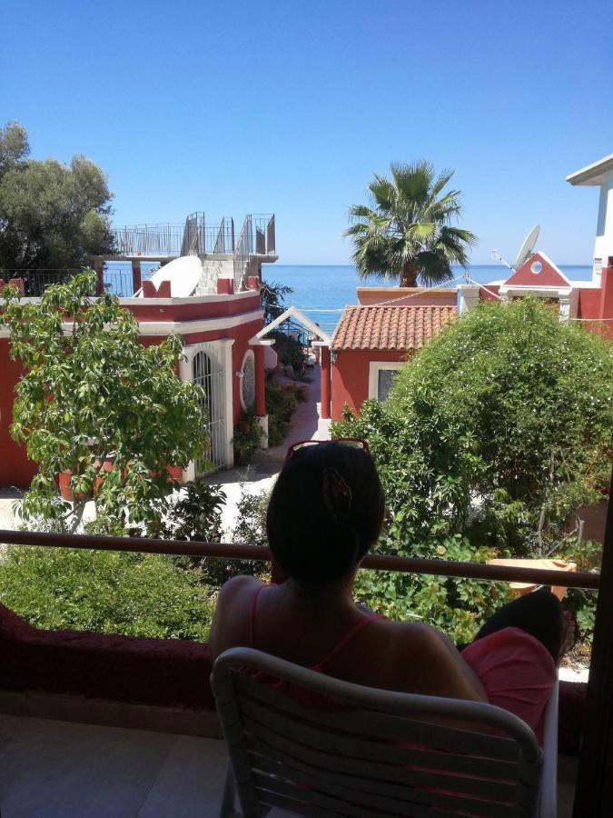 Madalenas B&B Πέλεκας Εξωτερικό φωτογραφία
